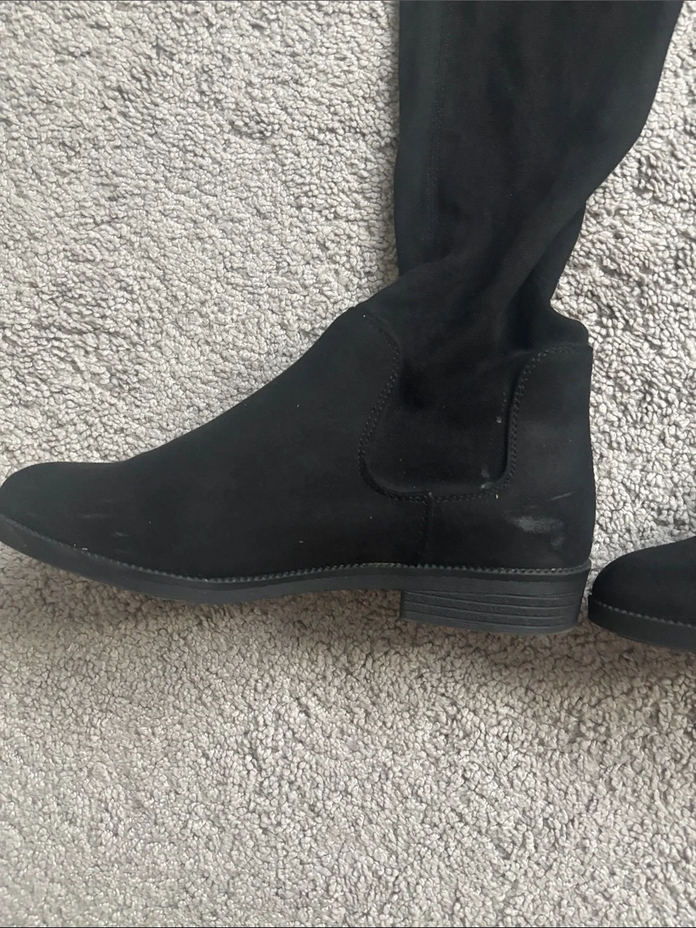 Black Over-the-Knee Women's Boots - Sleek Stretch Design